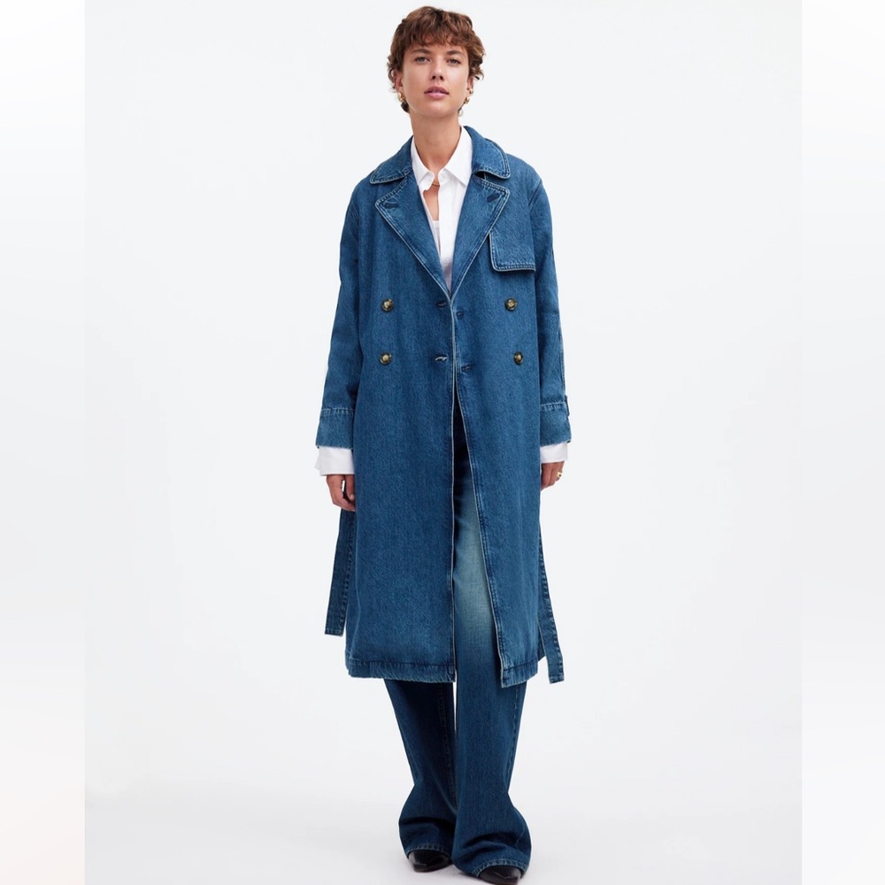 Denim Double-Breasted Crop Trench Coat in Ravenwood Wash